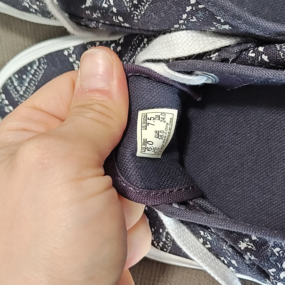 Vans blue and white excellent condition W 7.5 - Picture 6 of 13
